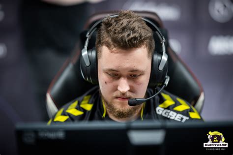 hitv cs2|ZywOo’s consistency unmatched after claiming first HLTV top 20 .